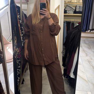 • υπέροχο σετ plus size με νούμερα από small έως extra large σε δύο αποχρώσεις καφέ και μαύρο!
•Στα 39,90€
